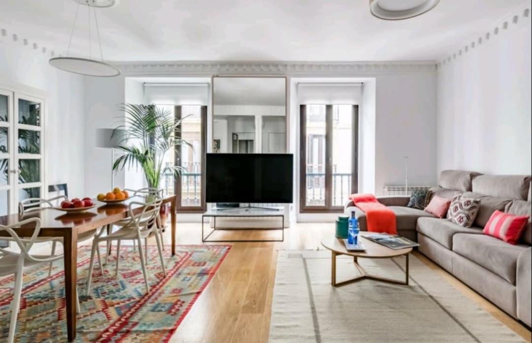 Piso En El Corazon De San Sebastian With Ac License Ess00262 Apartment Exterior photo